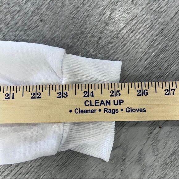 Taylor Swift White Sweatshirt - The Eras Tour - Picture 8 of 12